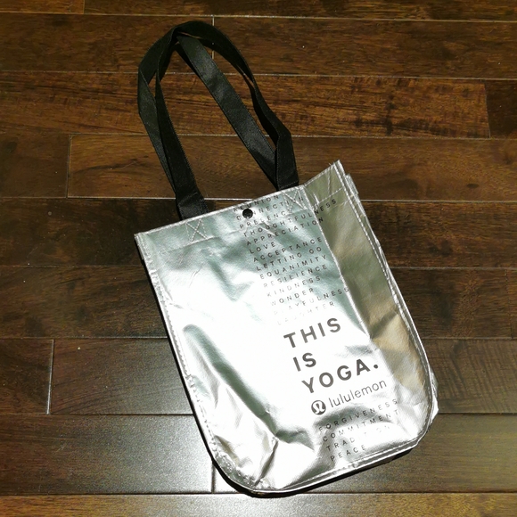 COPY - Small Silver Lululemon Reusable Bag - Picture 3 of 4